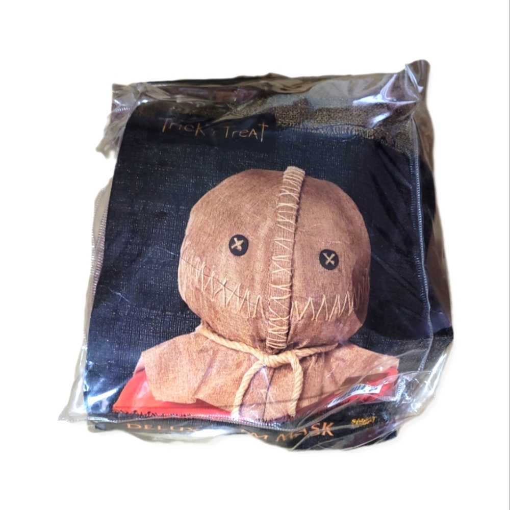 Trick or treat Sam mask
